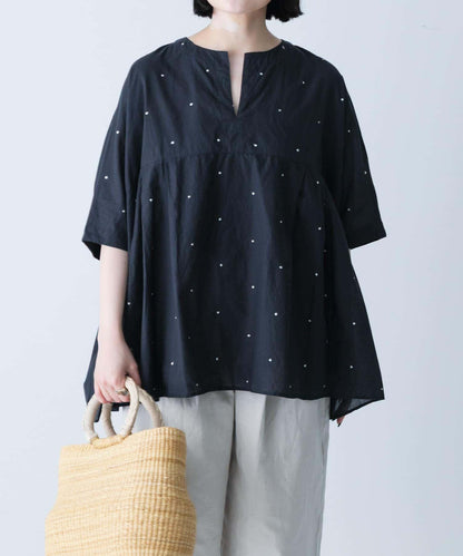 波點刺繡寬鬆套頭衫