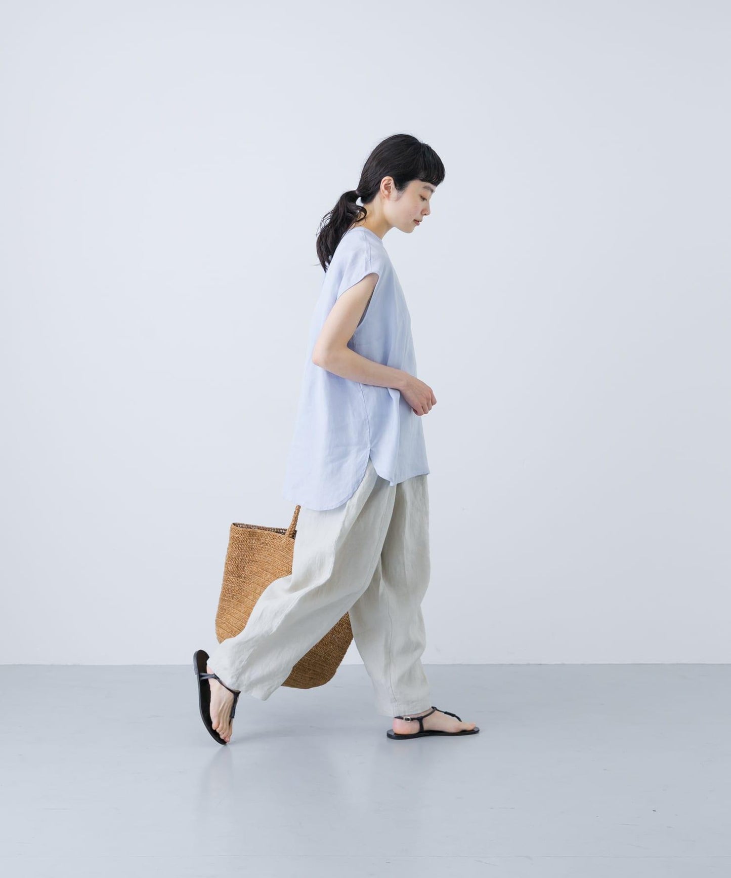 亞麻法式圓領