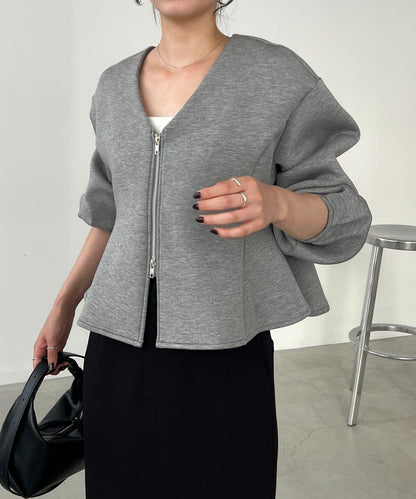 【顯瘦提臀】荷葉邊拉鍊開衫