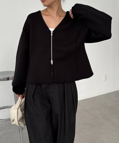 【顯瘦提臀】荷葉邊拉鍊開衫