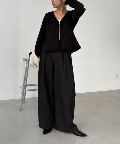 【顯瘦提臀】荷葉邊拉鍊開衫