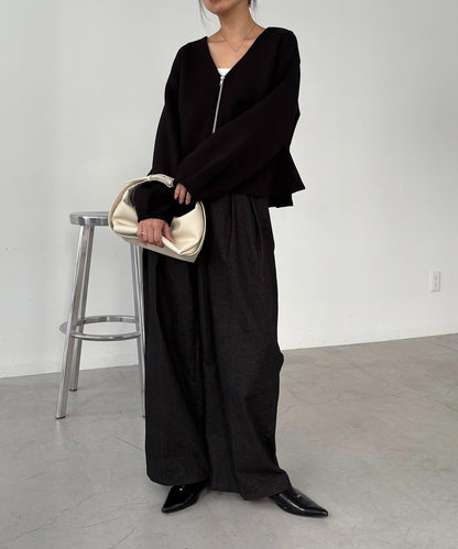 【顯瘦提臀】荷葉邊拉鍊開衫