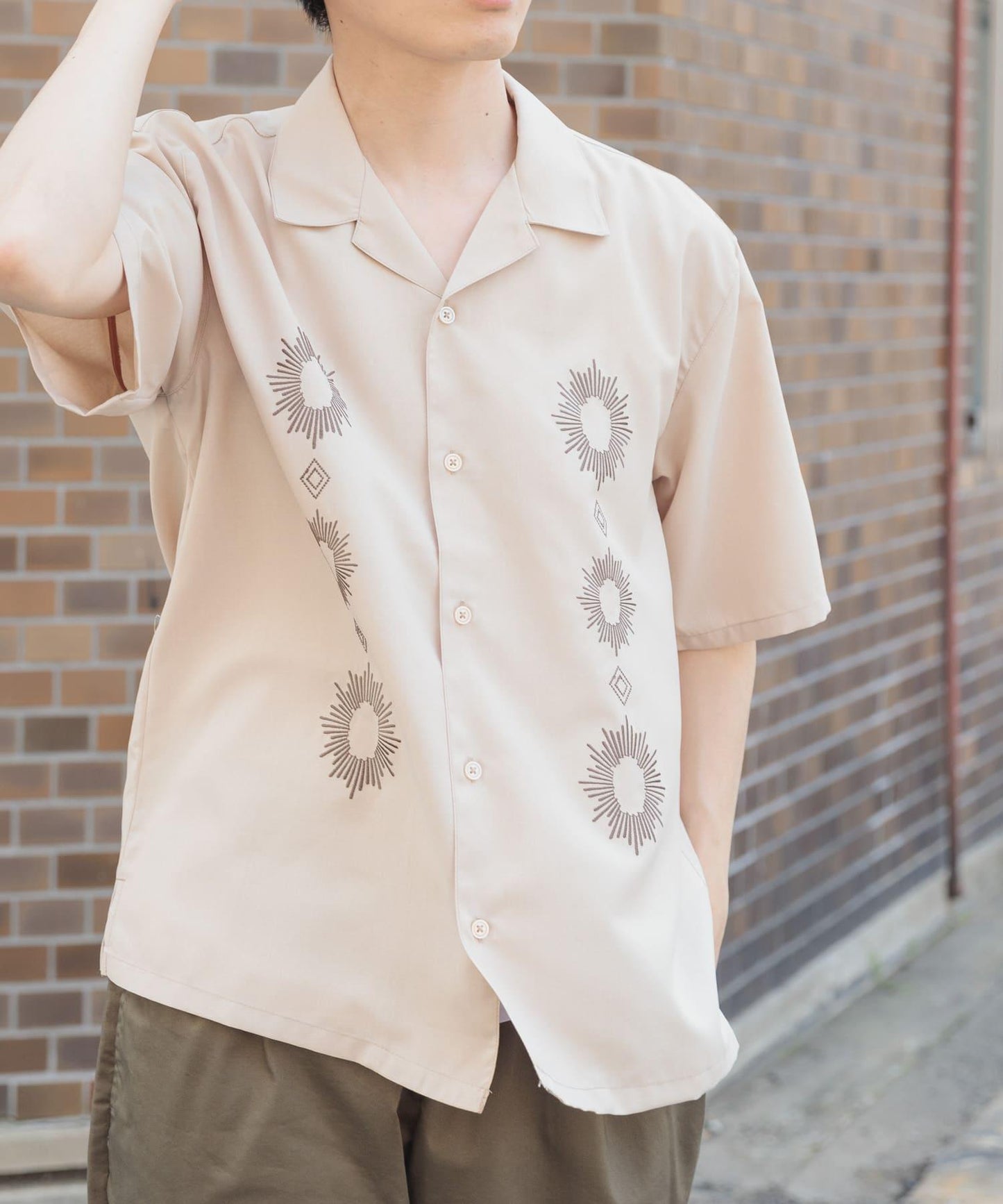 圖案刺繡涼感短袖襯衫