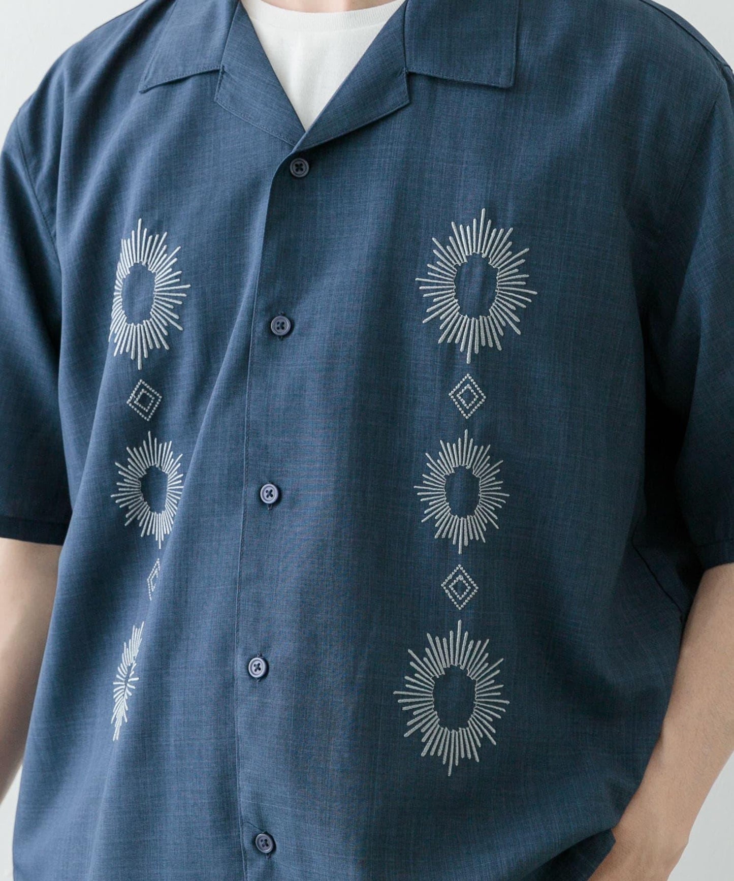圖案刺繡涼感短袖襯衫