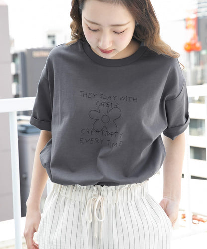字母刺繡T恤 creativity