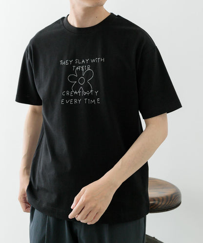 字母刺繡T恤 creativity