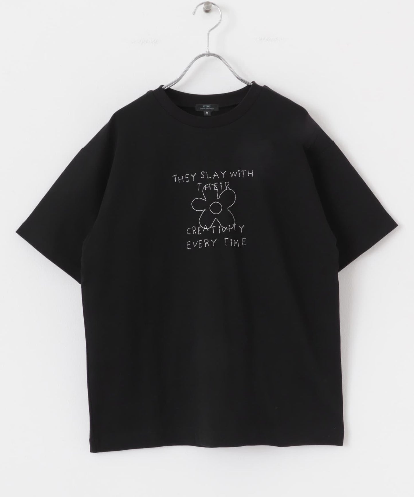 字母刺繡T恤 creativity