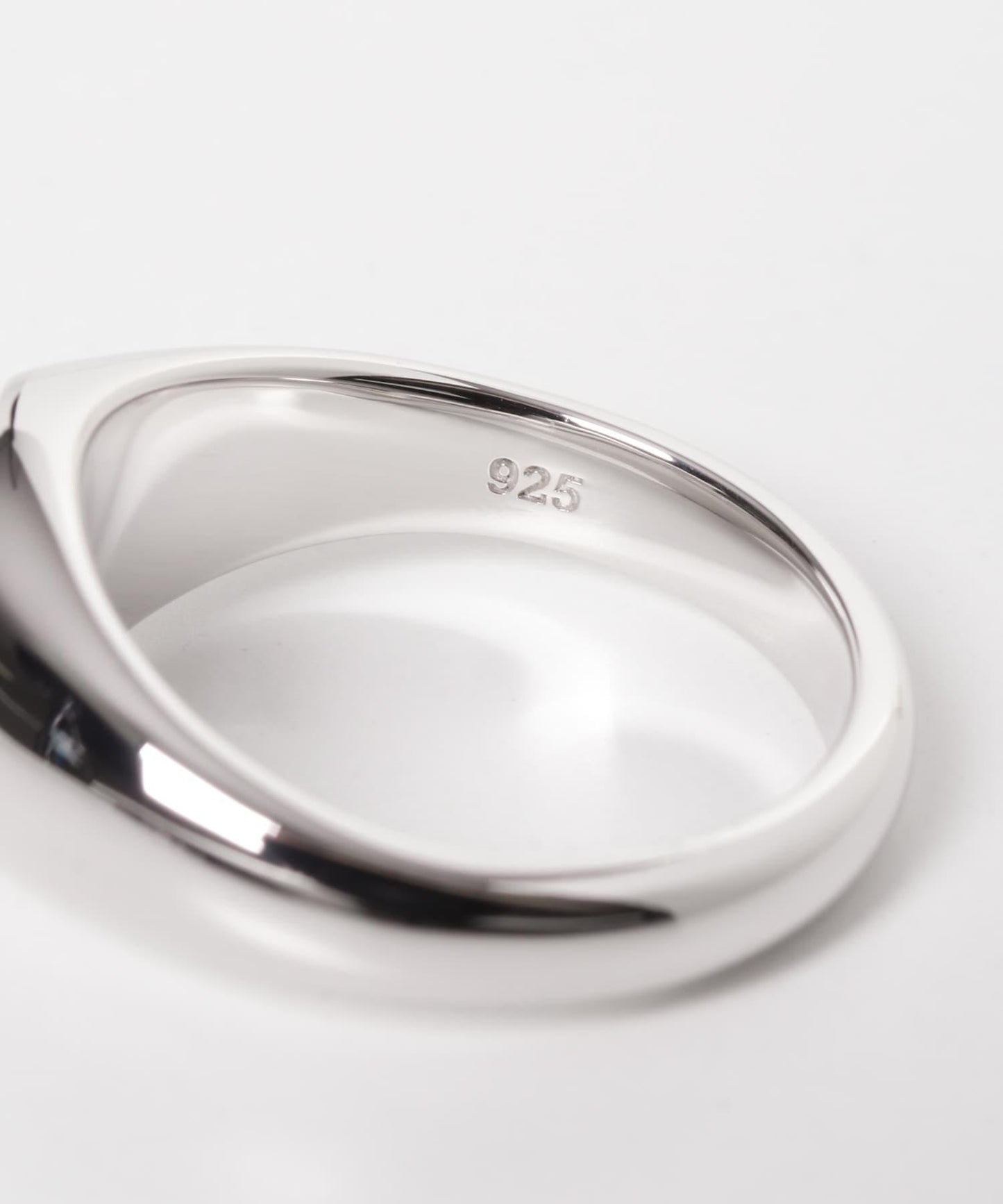 TOM WOOD Joe Ring Satin 戒指