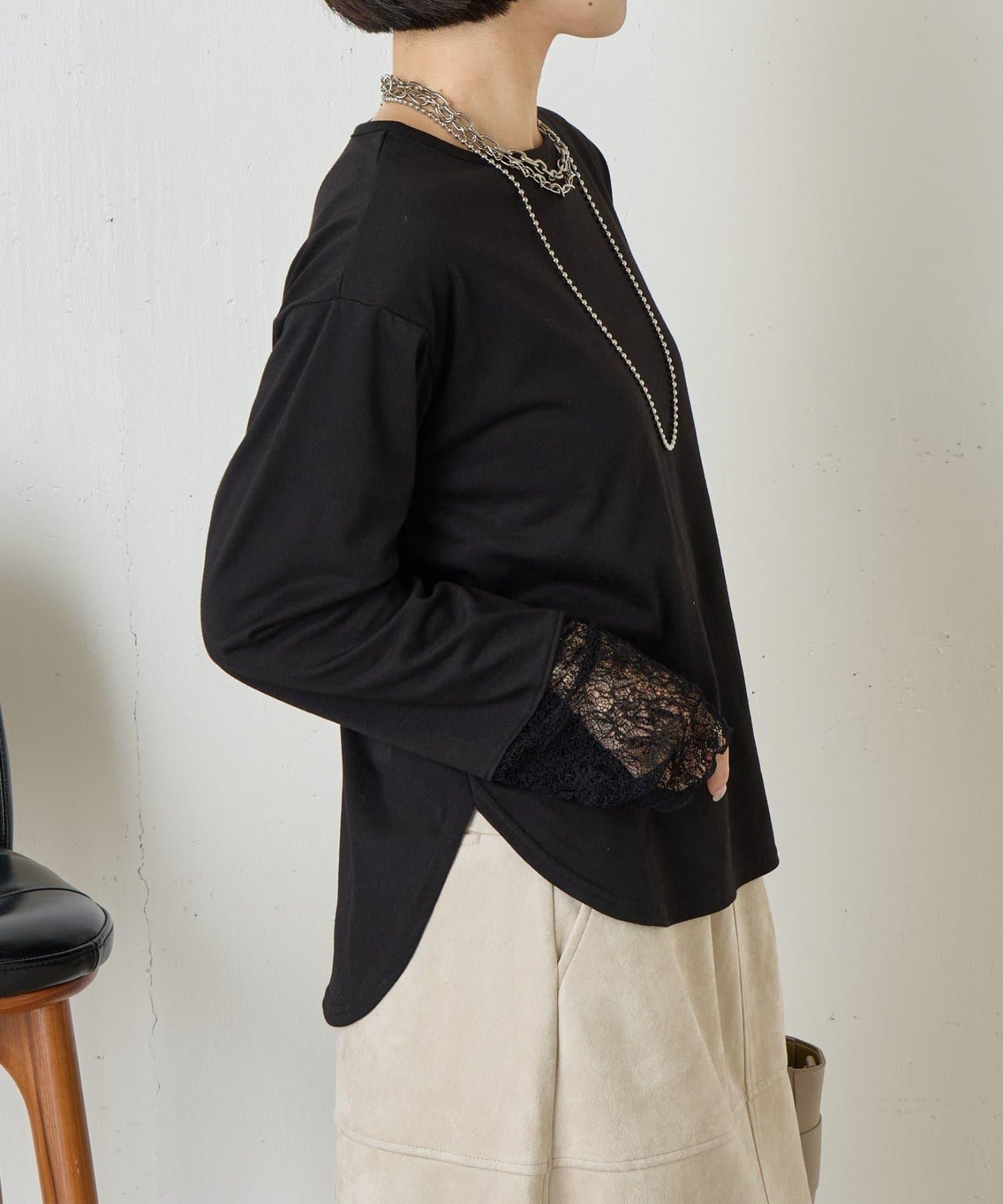 袖口蕾絲針織衫