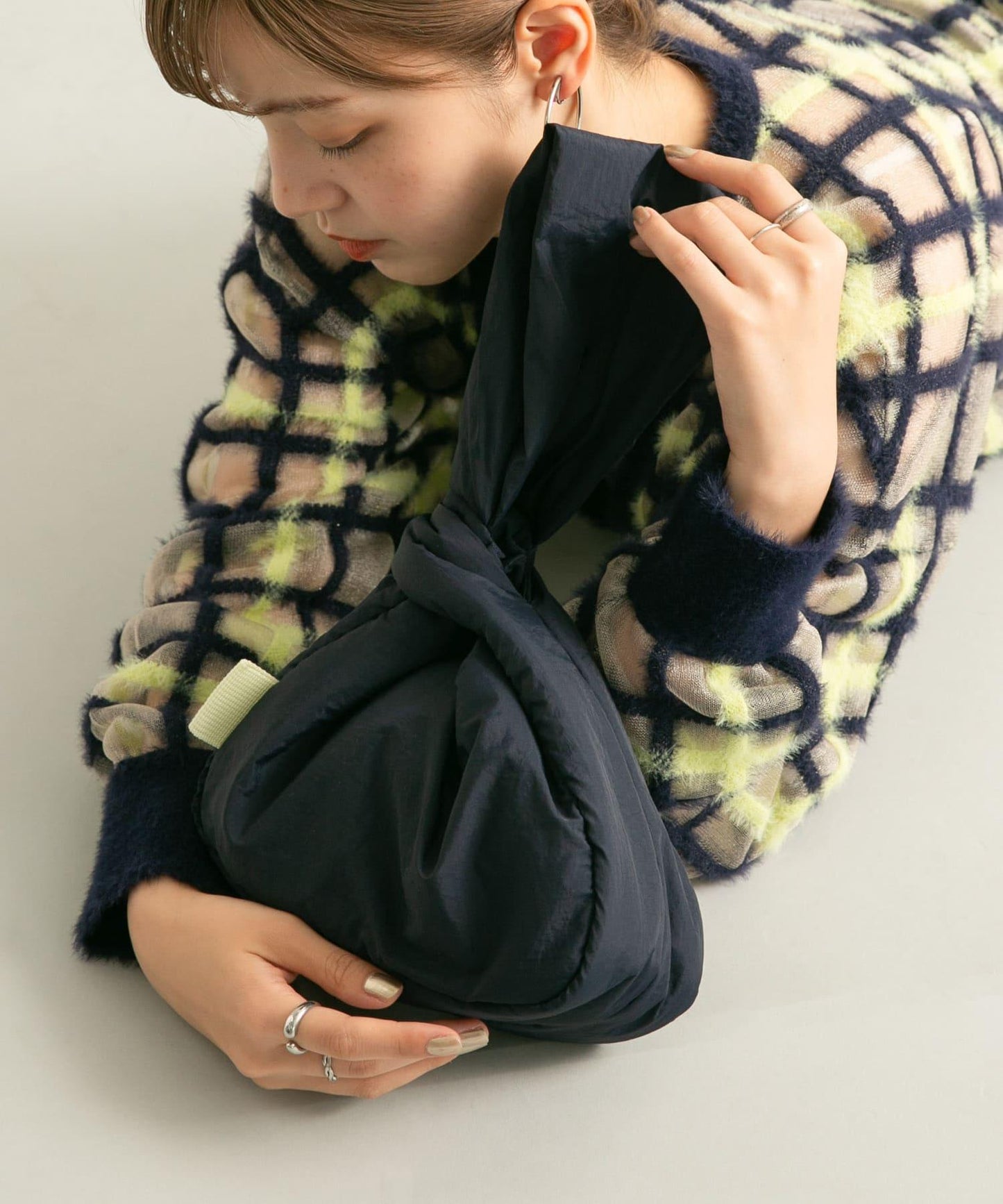 單肩尼龍羽絨包