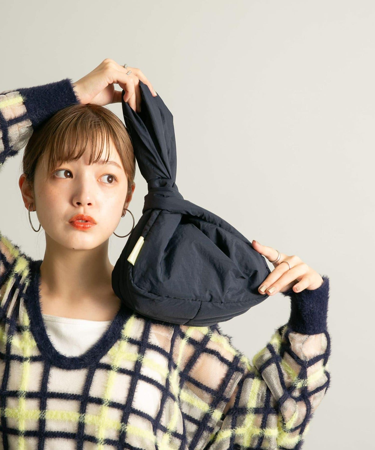 單肩尼龍羽絨包