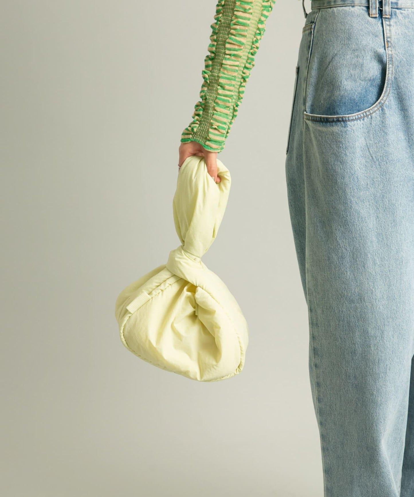 單肩尼龍羽絨包