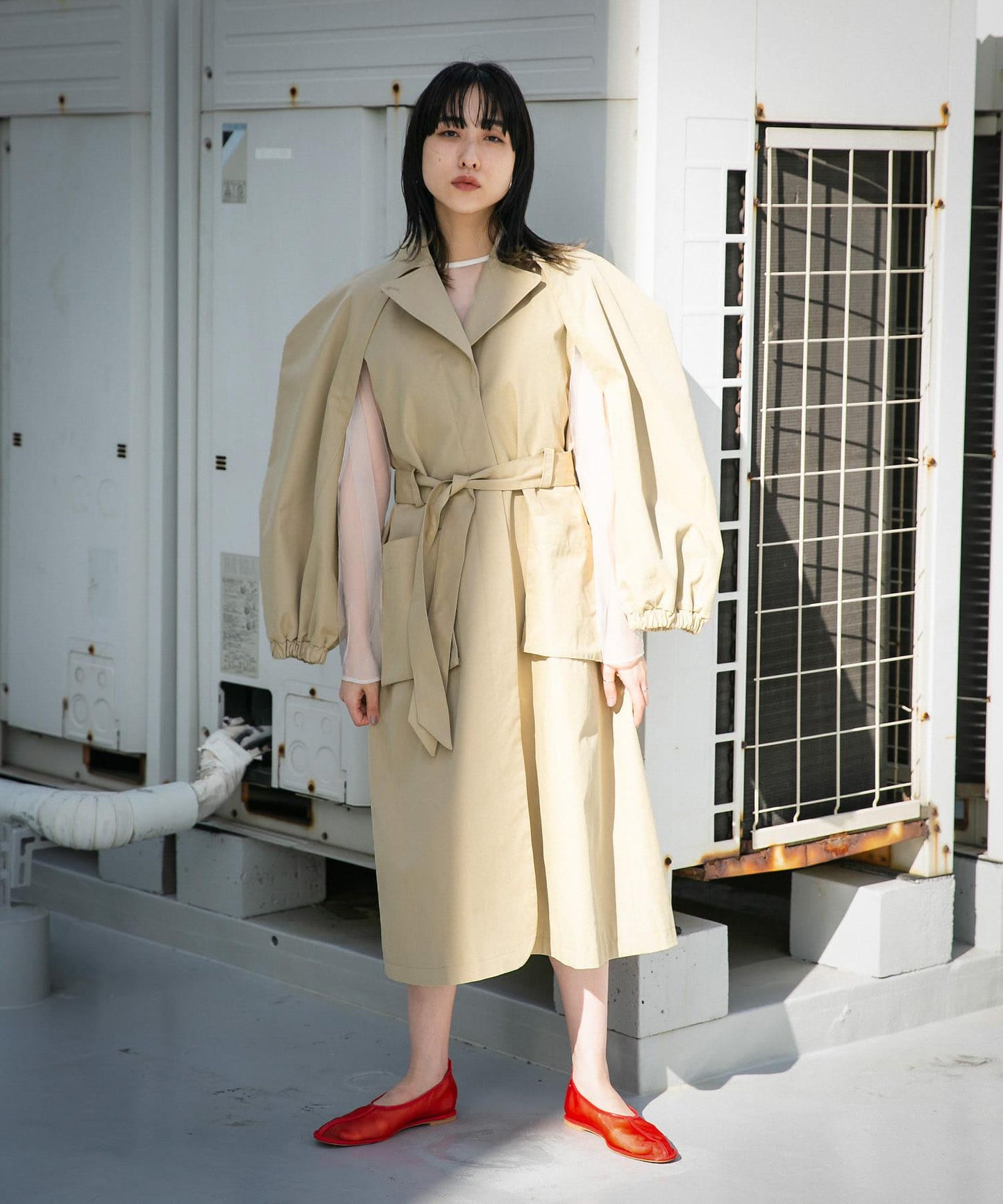 立體袖設計大衣