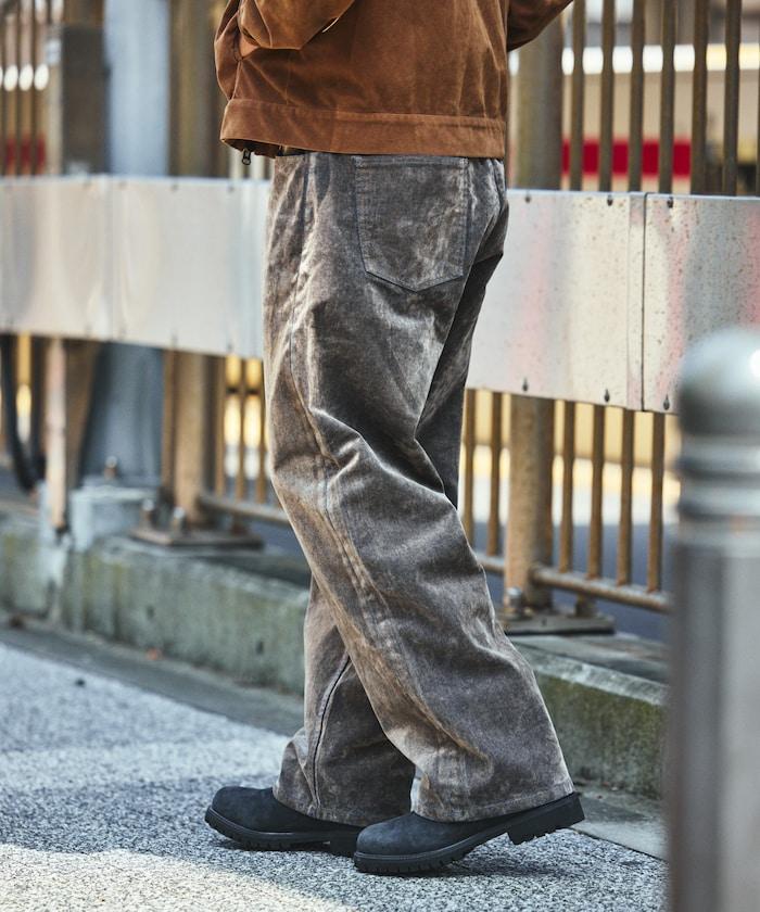 直筒版型植絨寬鬆牛仔褲