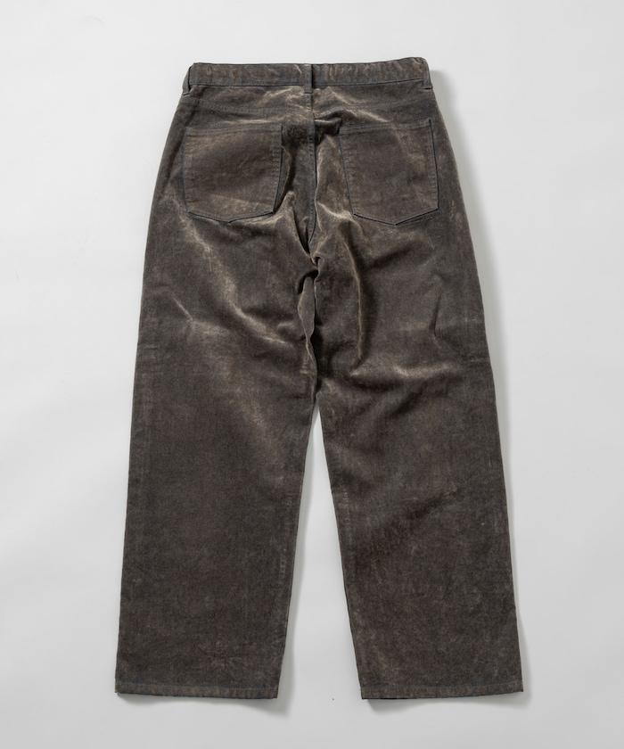 直筒版型植絨寬鬆牛仔褲