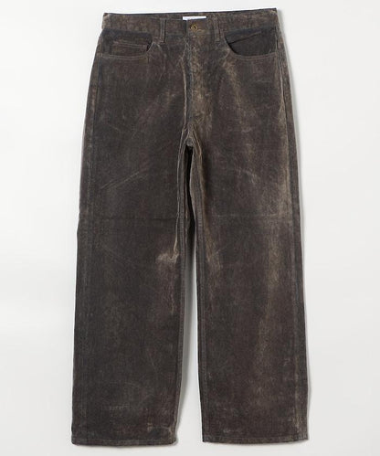 直筒版型植絨寬鬆牛仔褲