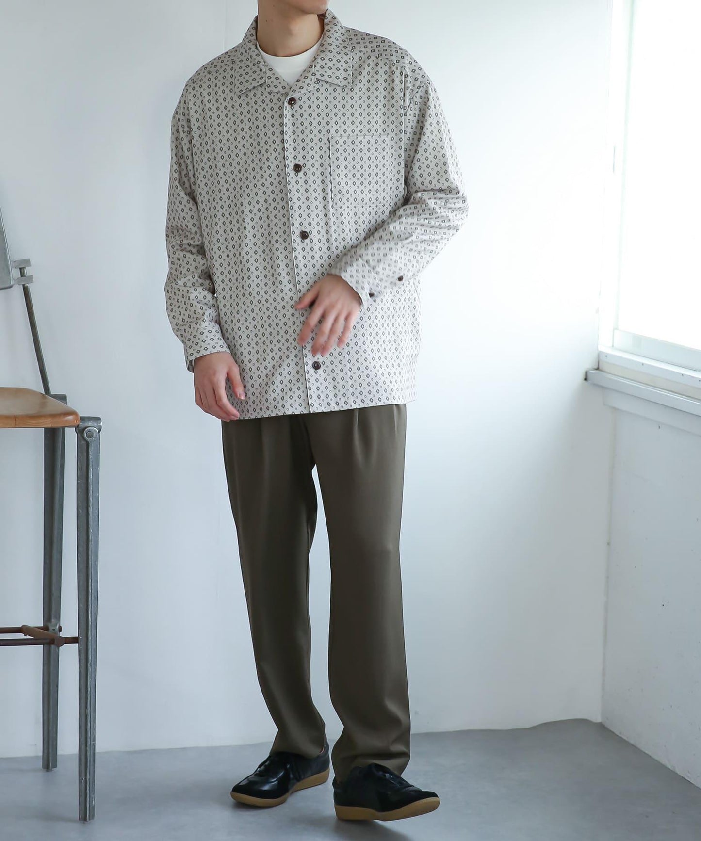 「套裝可搭配」「易打理」雙褶錐形西裝褲