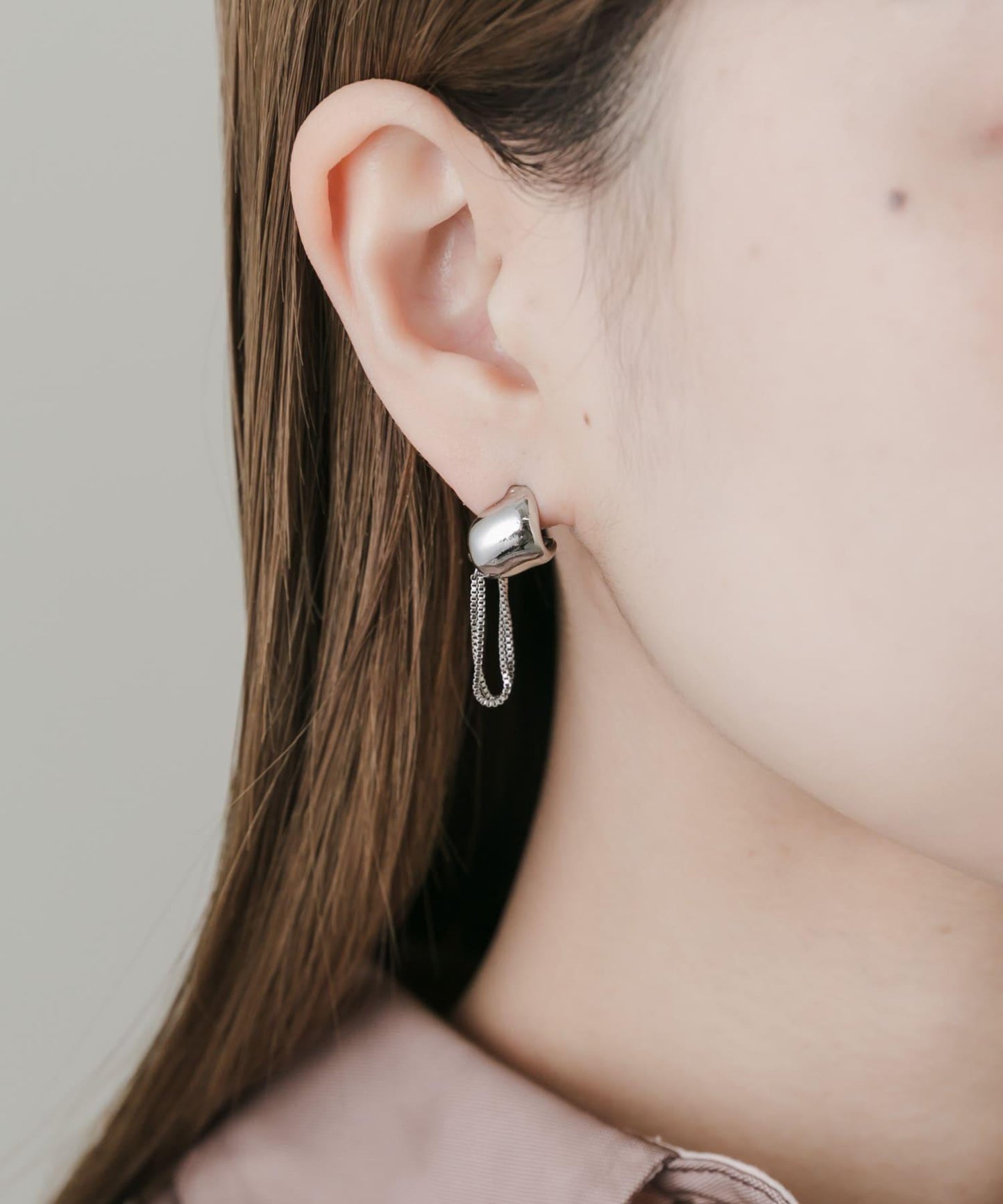 金屬質感鏈條耳環