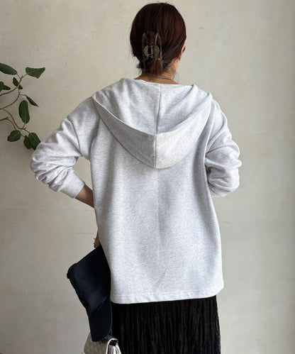 亮片字母連帽衛衣