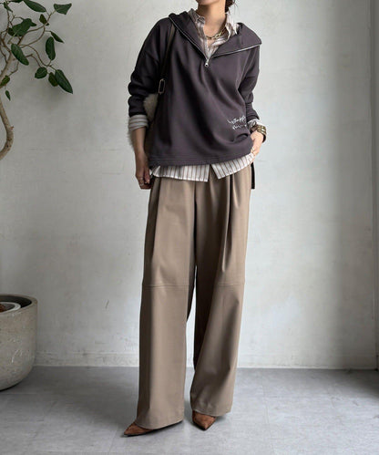 亮片字母連帽衛衣