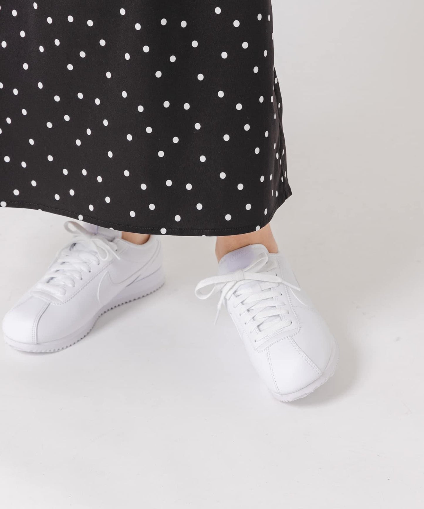 NIKE 女士Cortez