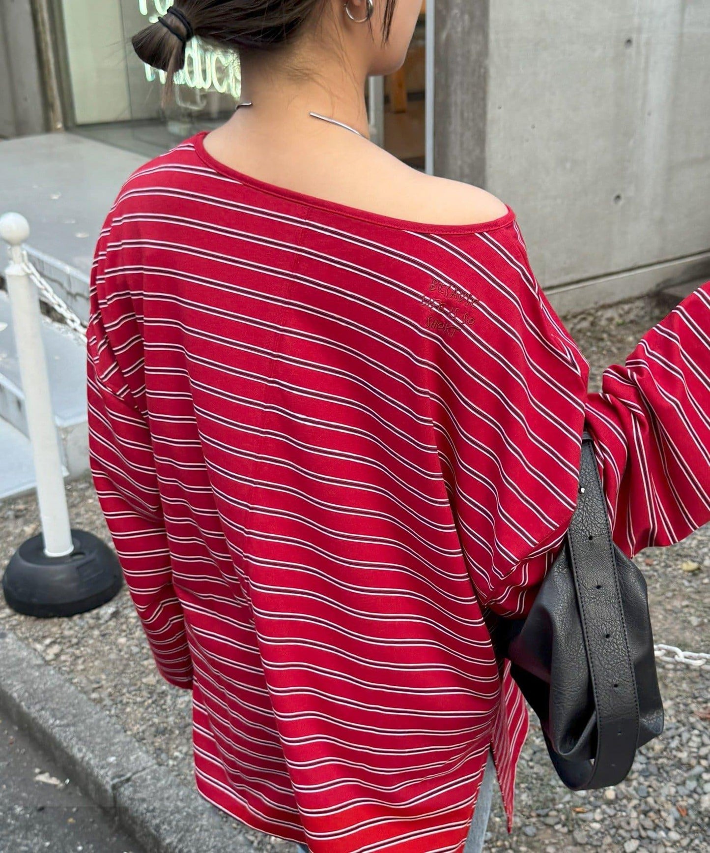 透視斜紋條紋單點刺繡寬鬆T恤