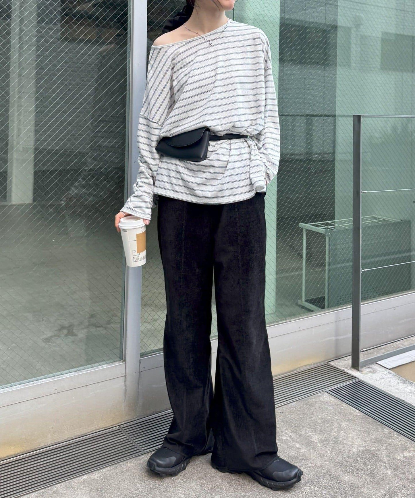 透視斜紋條紋單點刺繡寬鬆T恤