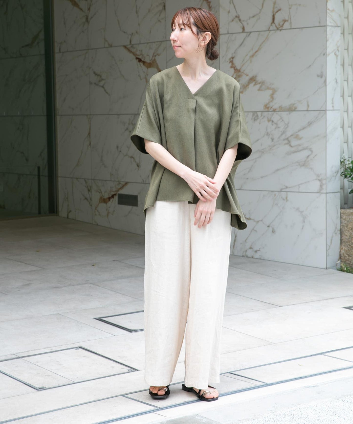 亞麻風V領套頭衫