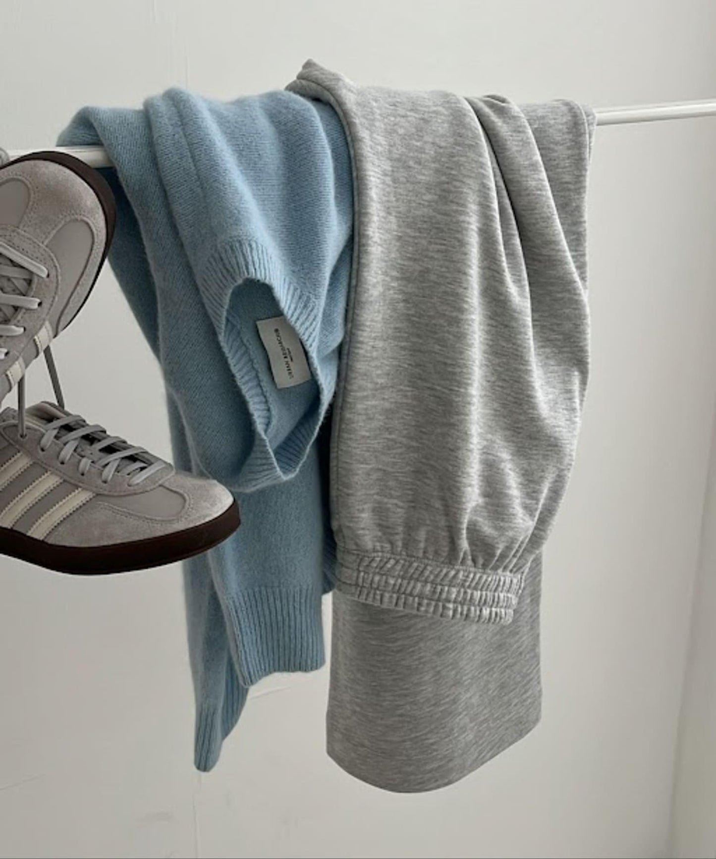 『UR TECH』衛衣直筒褲