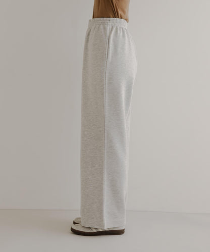 『UR TECH』衛衣直筒褲