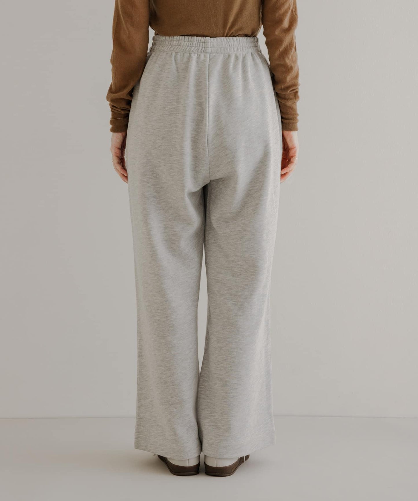 『UR TECH』衛衣直筒褲