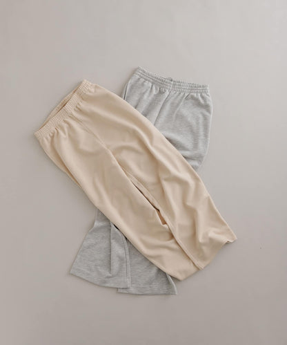 『UR TECH』衛衣直筒褲