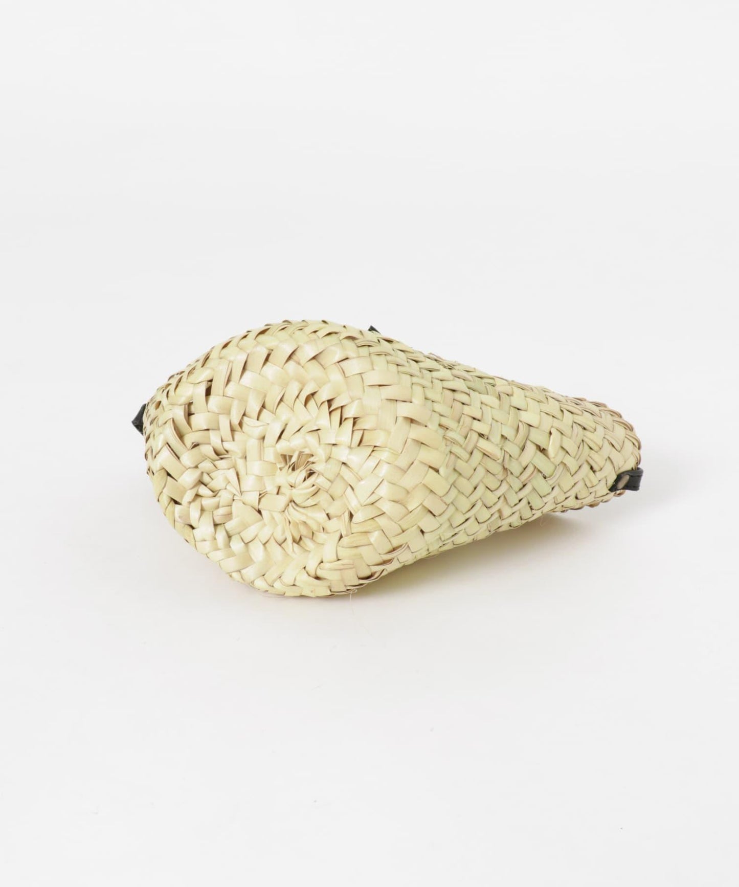 KECH Le ESSENTIELS 拉菲草皮革翻蓋迷你包