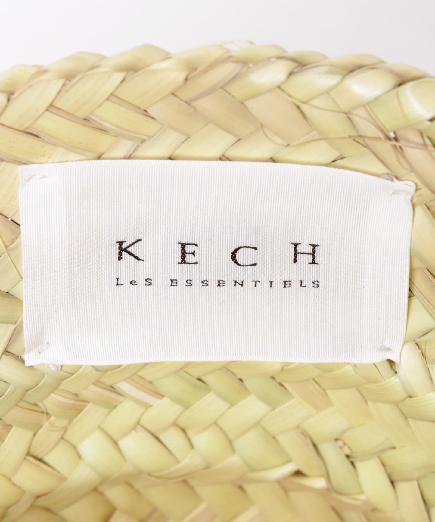 KECH Le ESSENTIELS 拉菲草皮革翻蓋迷你包