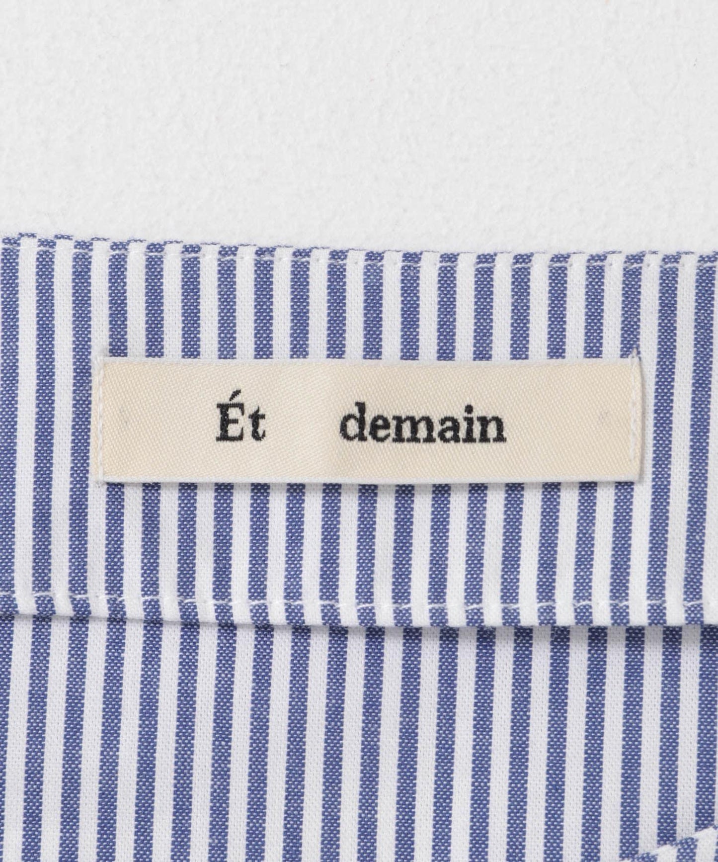 Et demain 袖部扭結無領襯衫