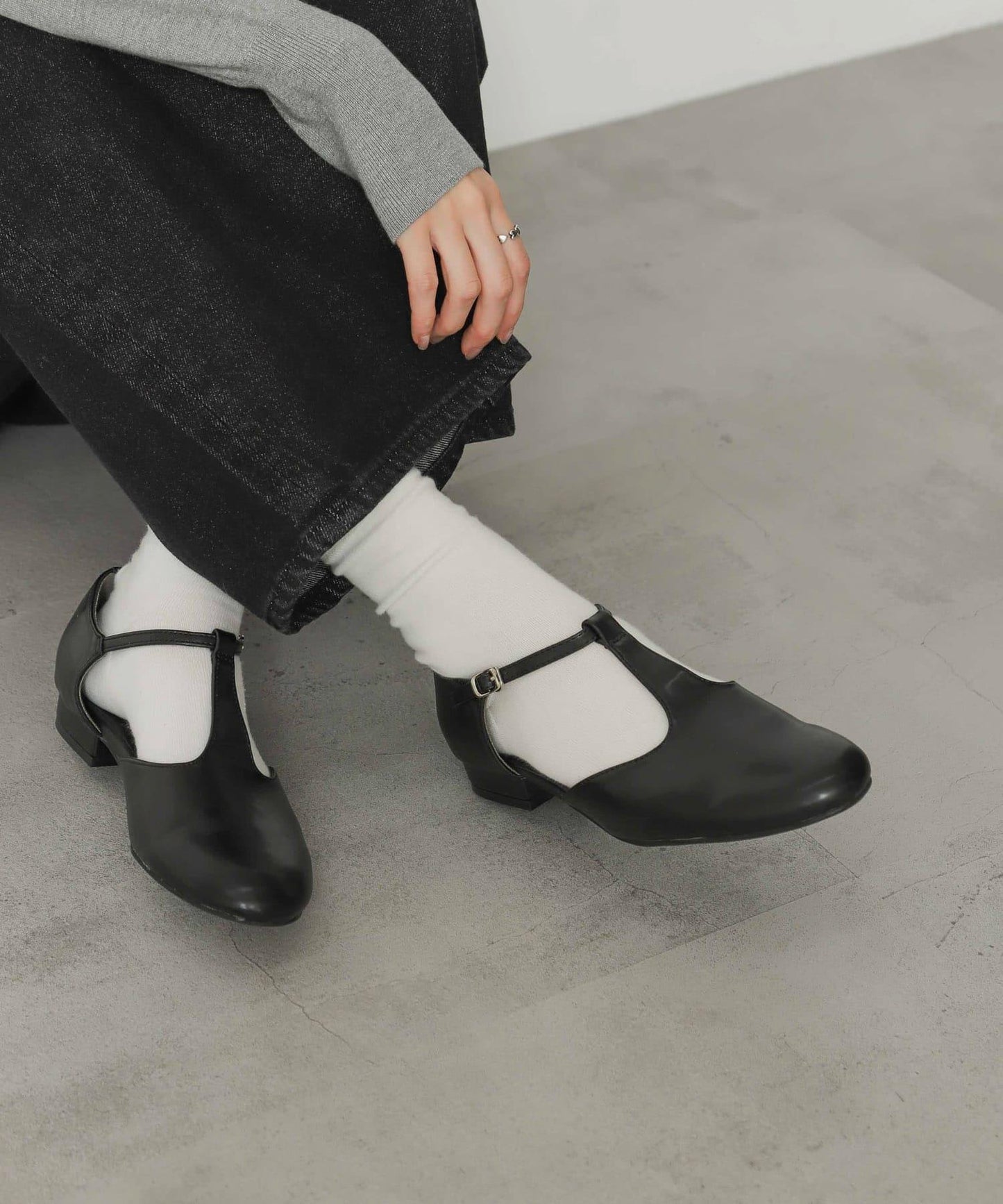分體式T型帶女鞋