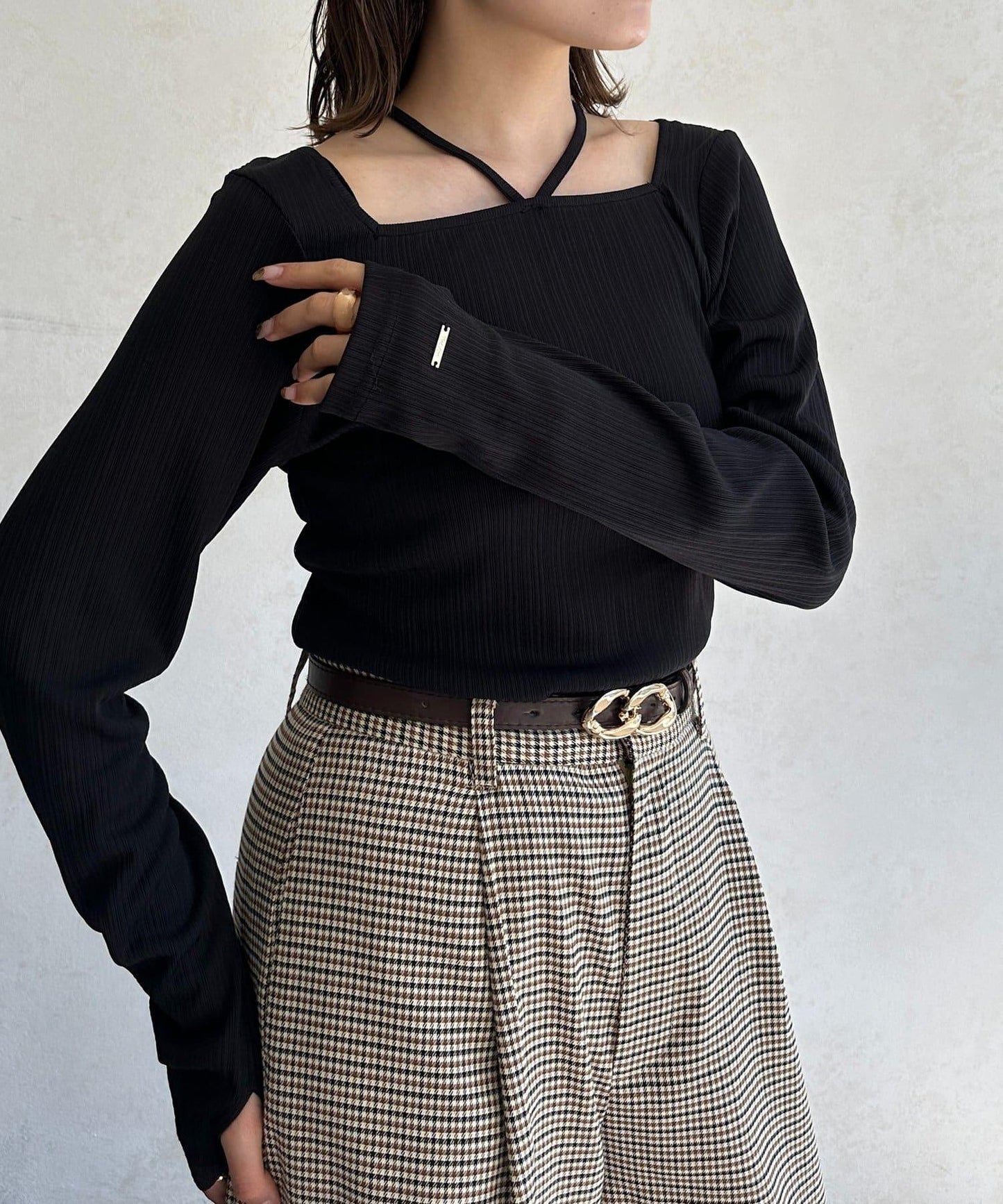 帶吊墜掛脖羅紋套頭衫