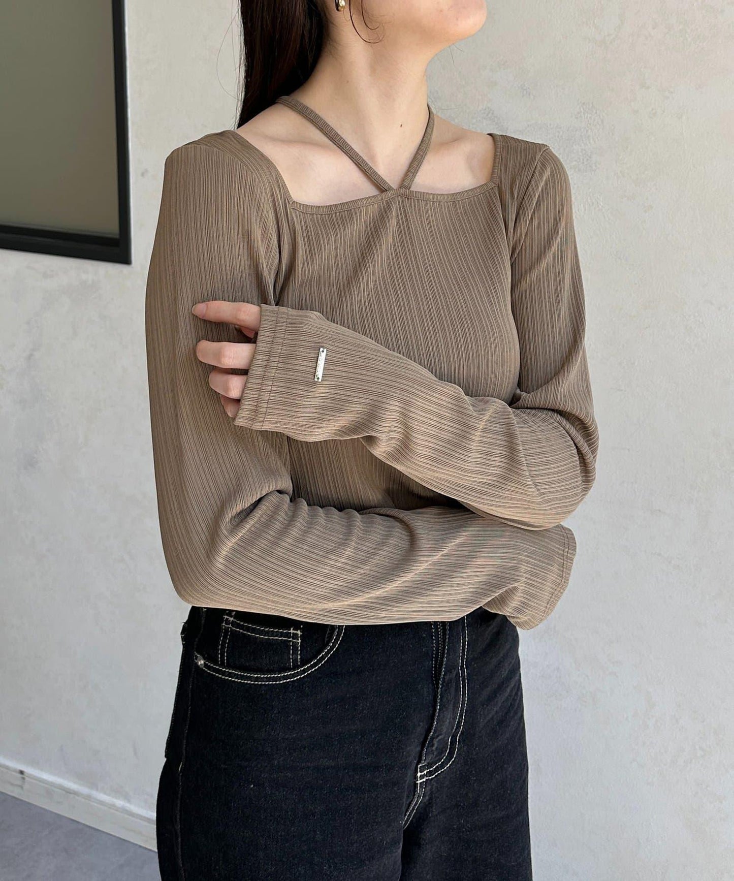 帶吊墜掛脖羅紋套頭衫