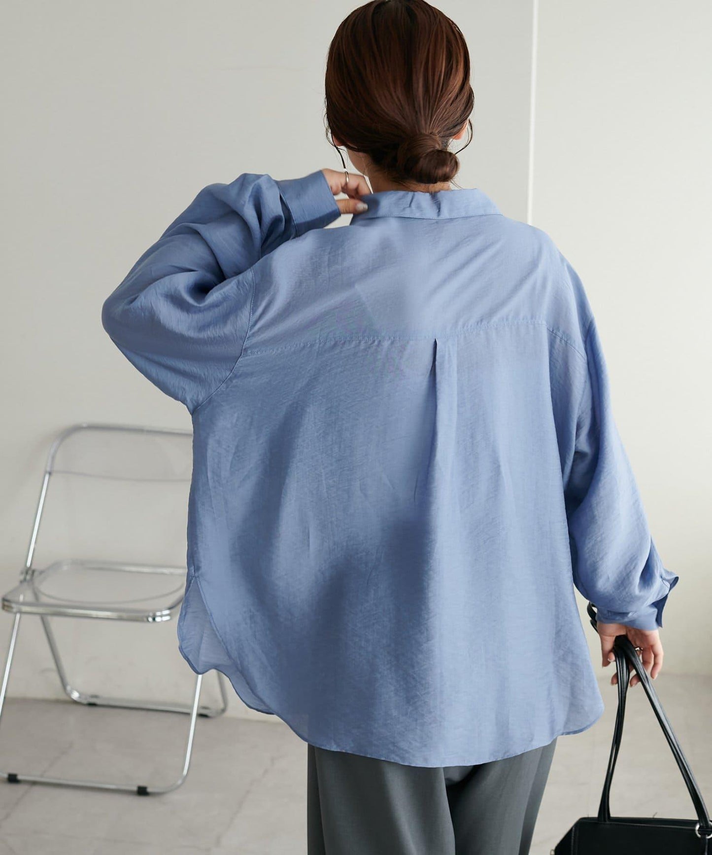 【Discoat】透視黑色紐扣開領襯衫