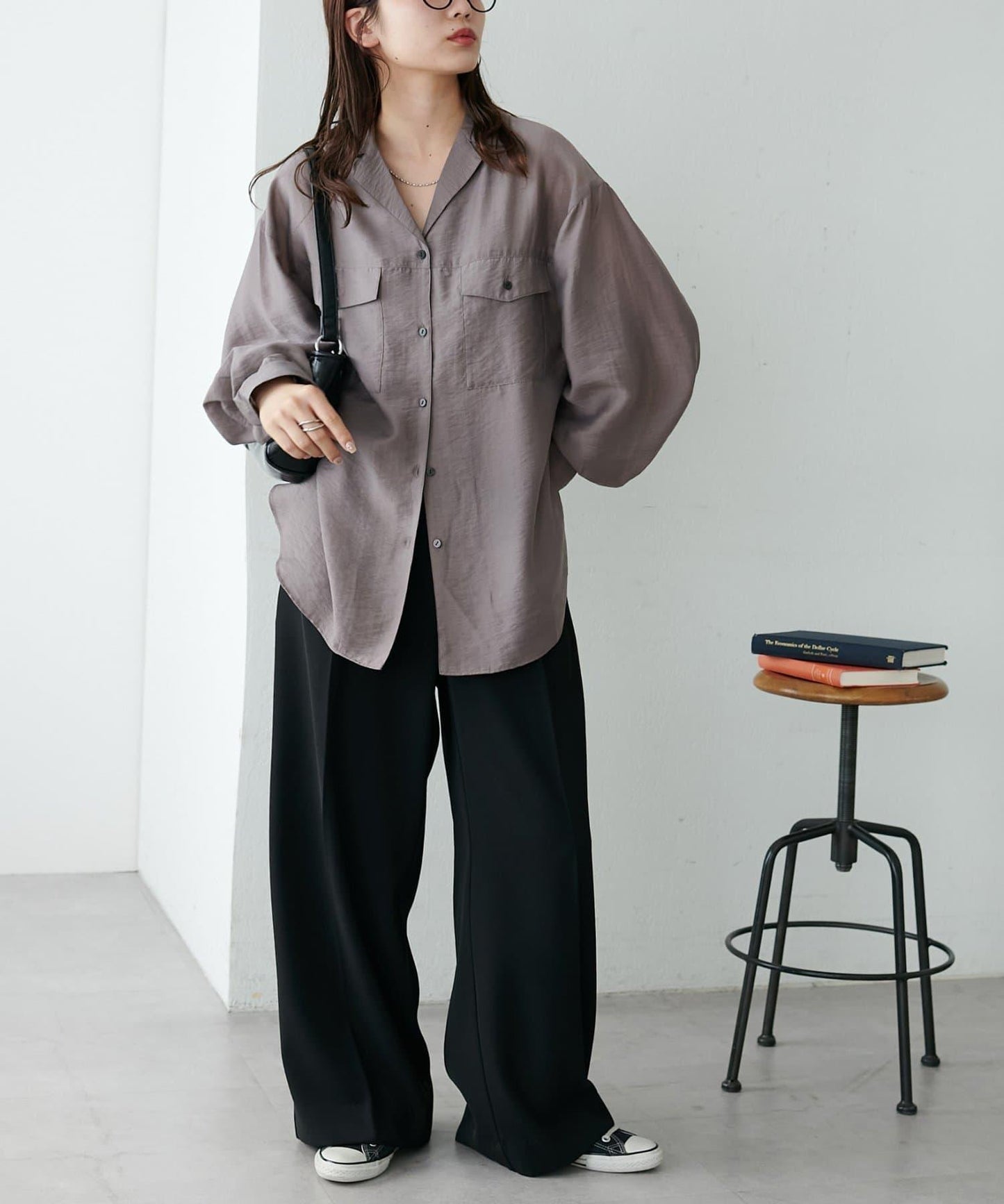 【Discoat】透視黑色紐扣開領襯衫