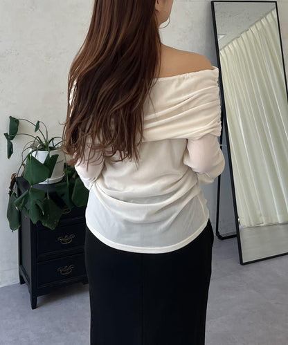 袖開叉透視天鵝絨一字肩上衣