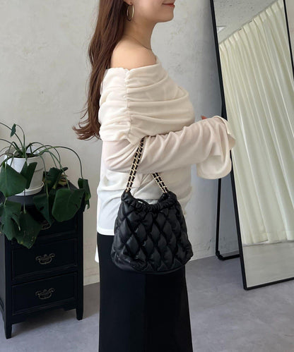 袖開叉透視天鵝絨一字肩上衣