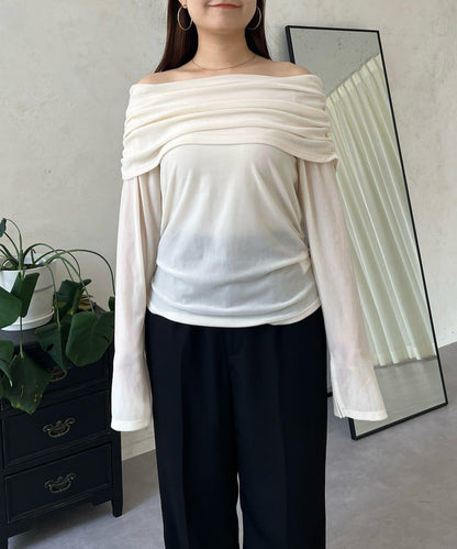 袖開叉透視天鵝絨一字肩上衣