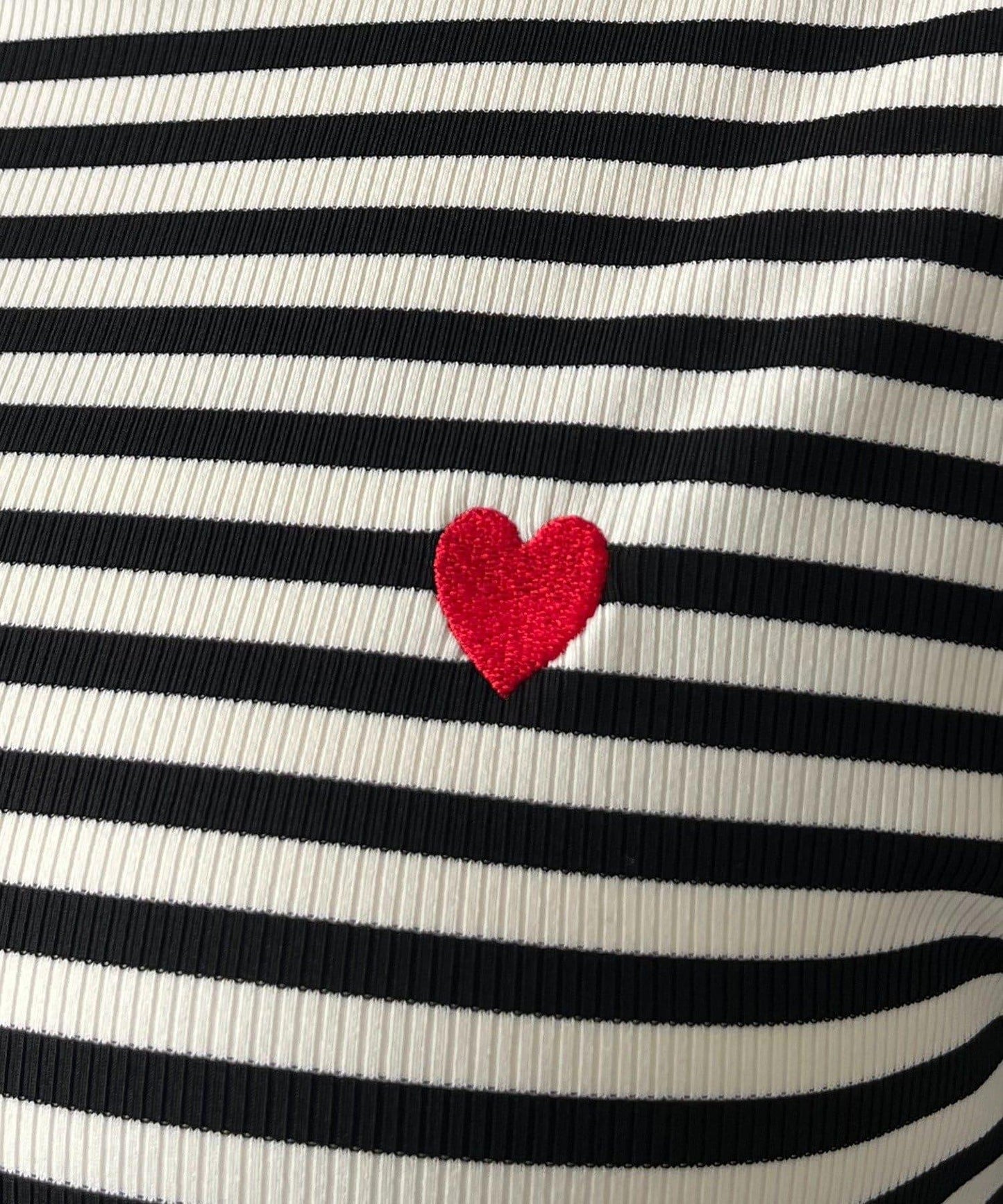 愛心刺繡條紋長袖T恤