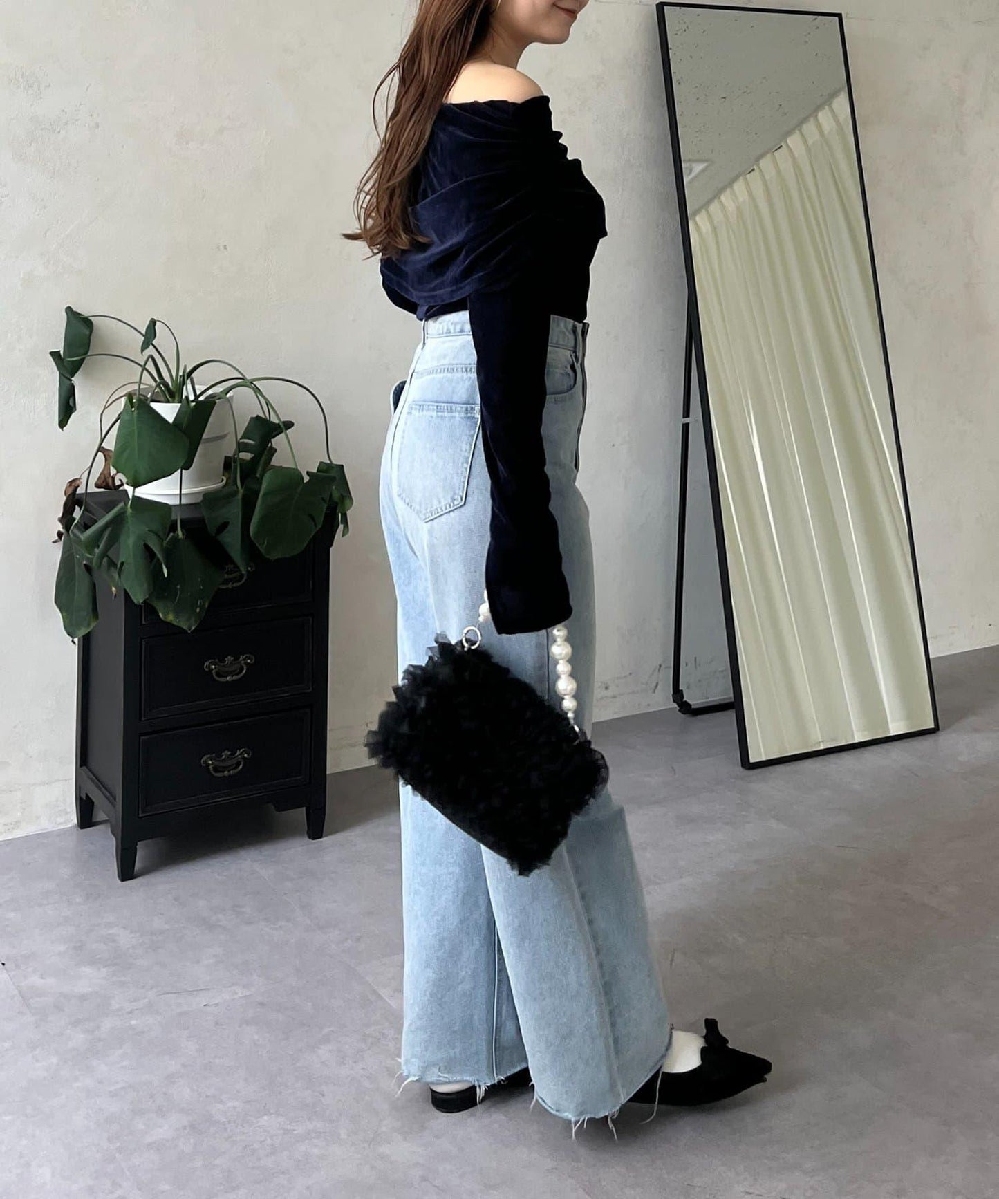 袖開叉透視天鵝絨一字肩上衣