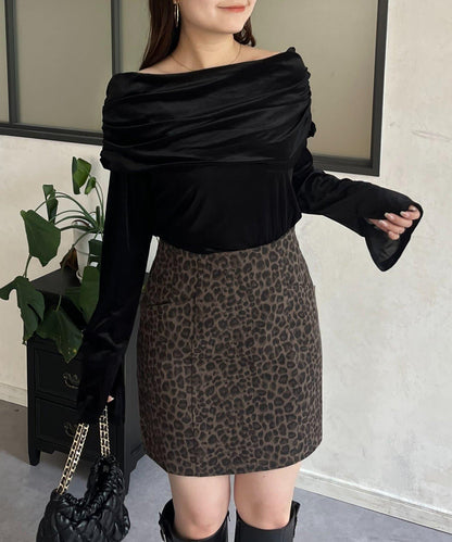 袖開叉透視天鵝絨一字肩上衣