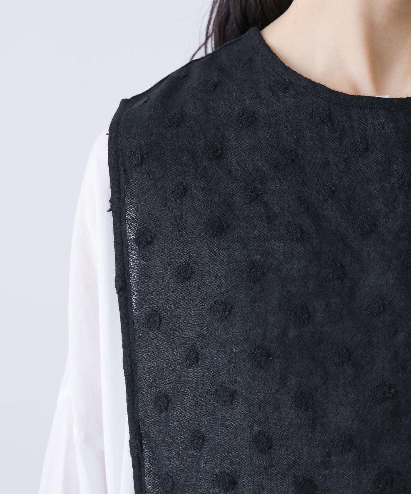 波點刺繡羊毛紗布圍兜