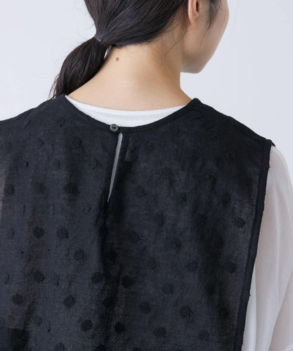 波點刺繡羊毛紗布圍兜