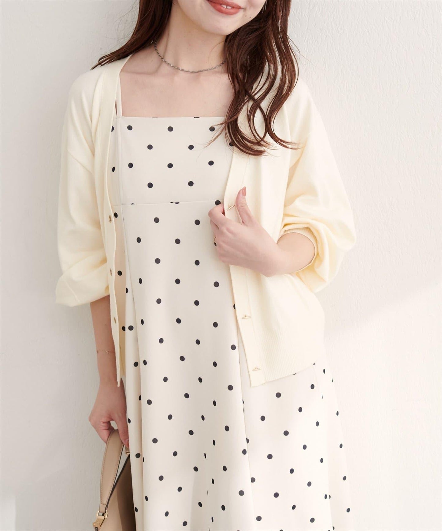 金屬孔眼基礎款開衫