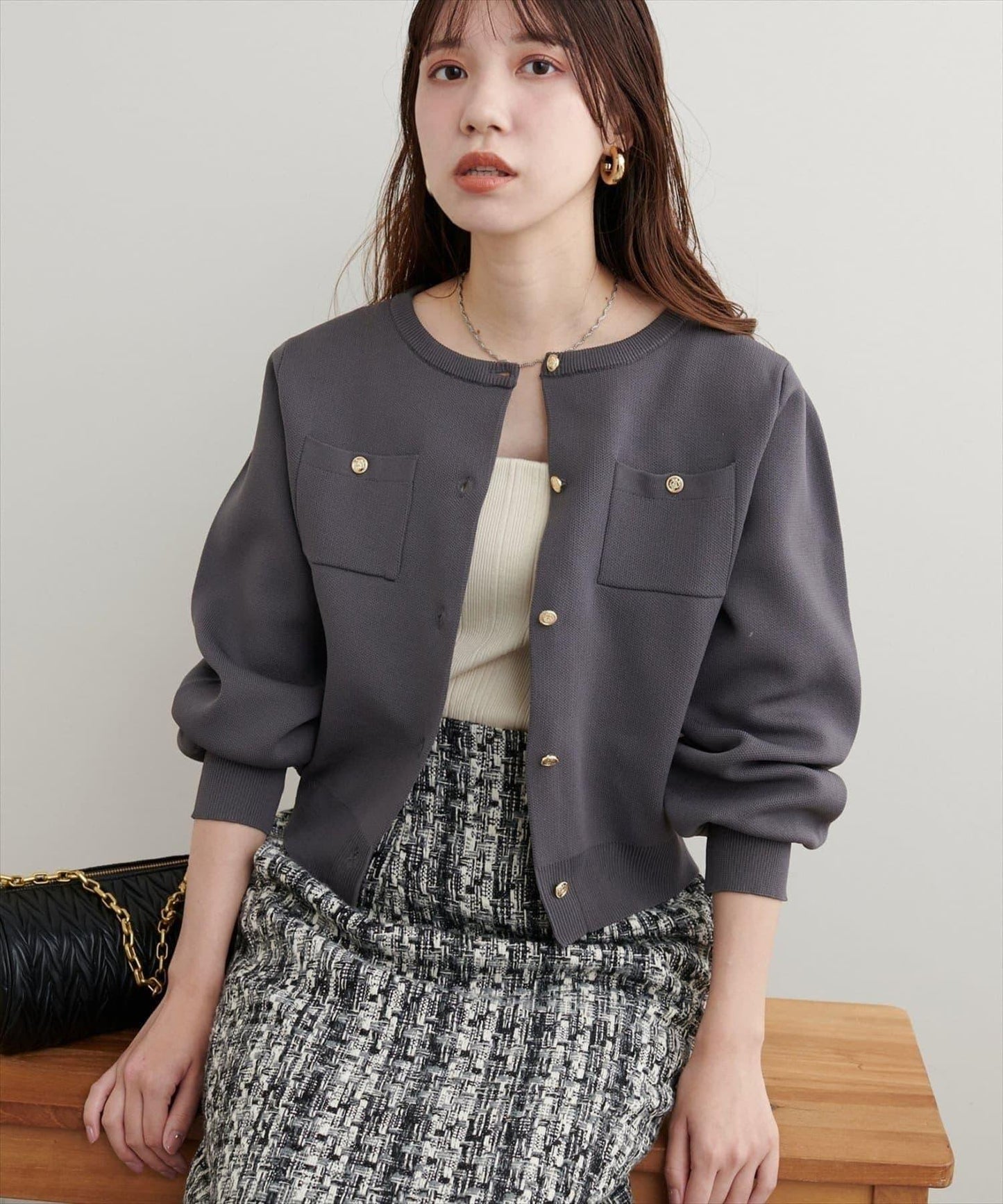 針織金扣帶口袋開衫